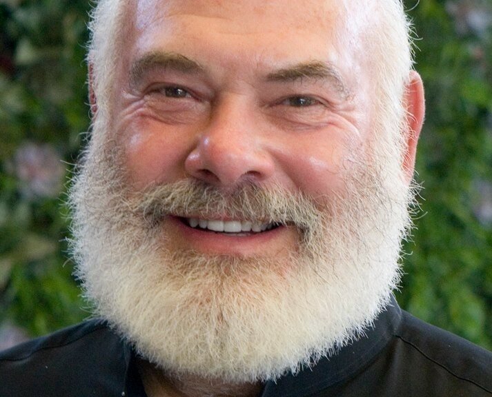 DrAndrewWeil